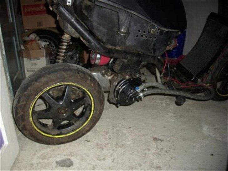 Aprilia sonic  billede 2