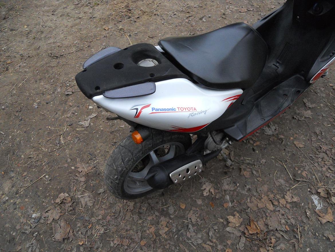 Yamaha Aerox F1 Editon-Toyota Panasonic [Tidl. scooter] billede 16