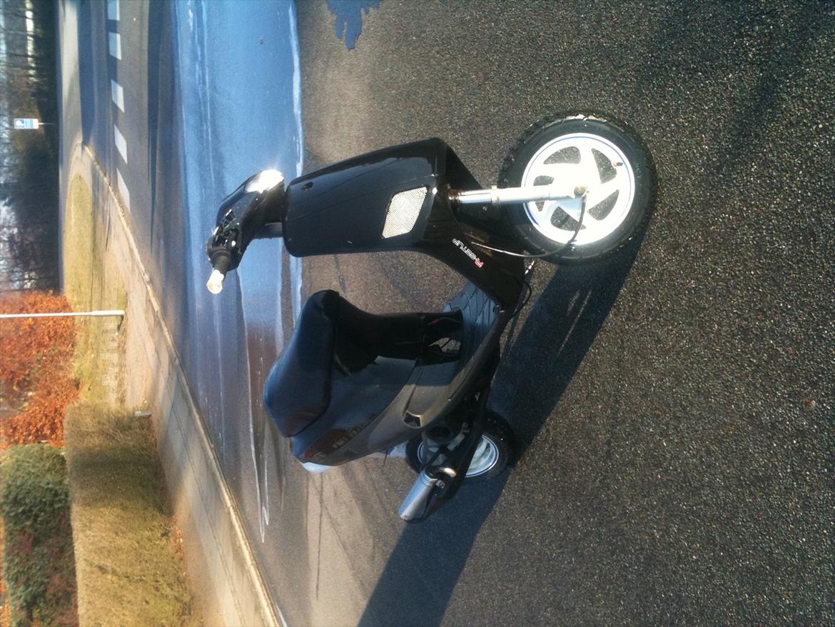 Piaggio Zip ac (solgt i dele) billede 1