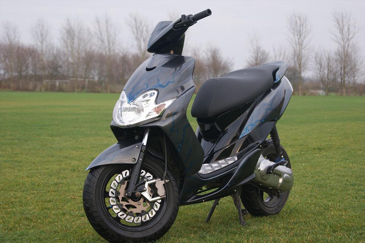 Yamaha JogR ThunderAirbrush billede 1