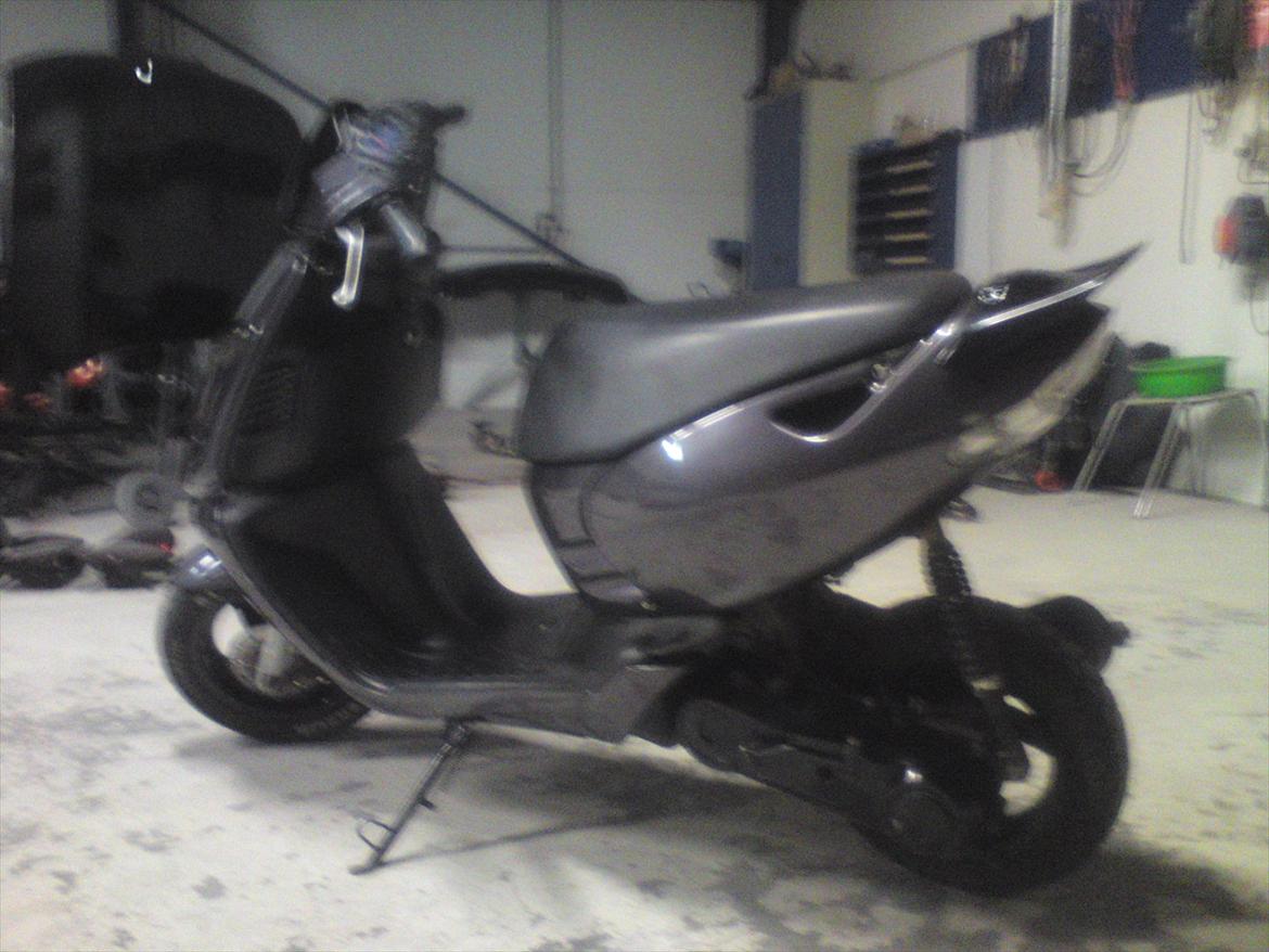 Aprilia Sonic GP. SOLGT. billede 4