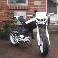 Suzuki Street Magic-White Ninja!