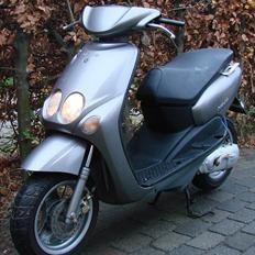 Yamaha Neos