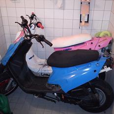 PGO hot 50 blå solgt