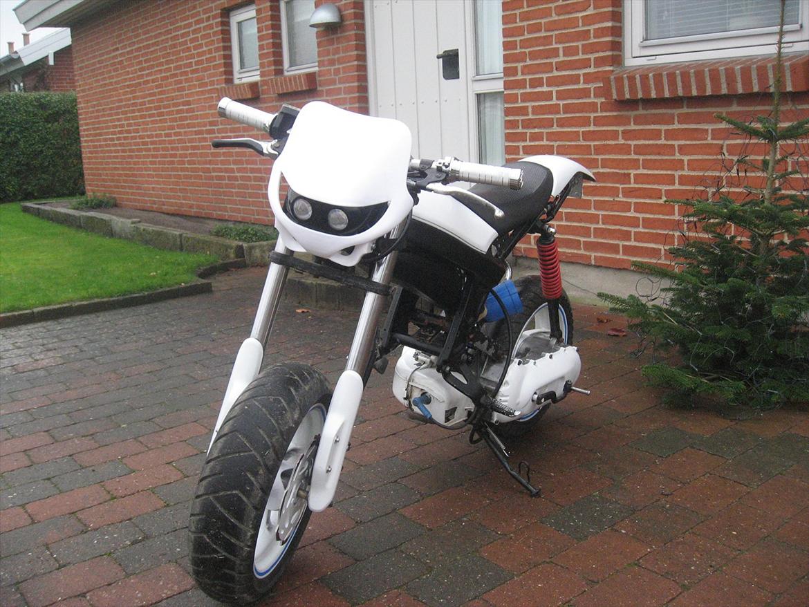 Suzuki Street Magic-White Ninja! billede 3
