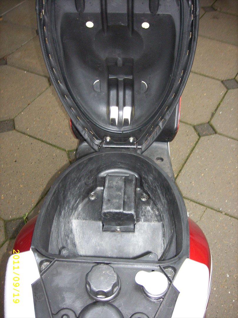 Yamaha jog r billede 6