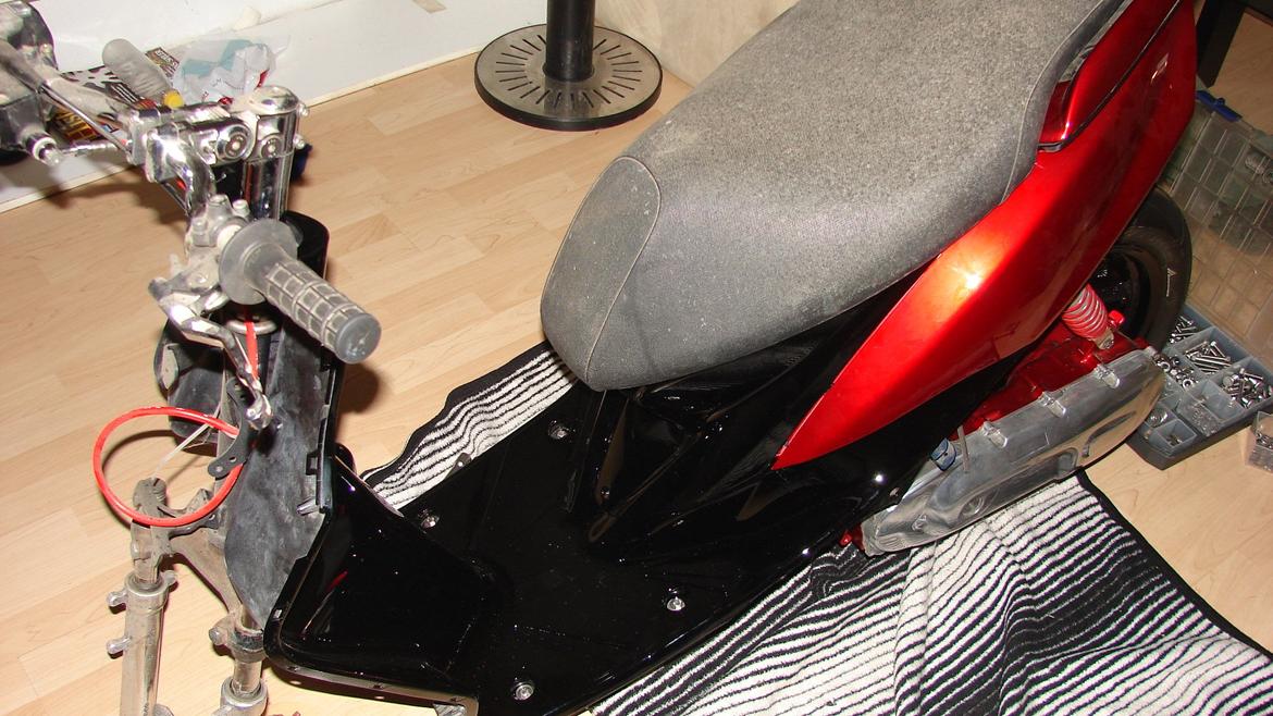 Yamaha jog r team speed. :v billede 14