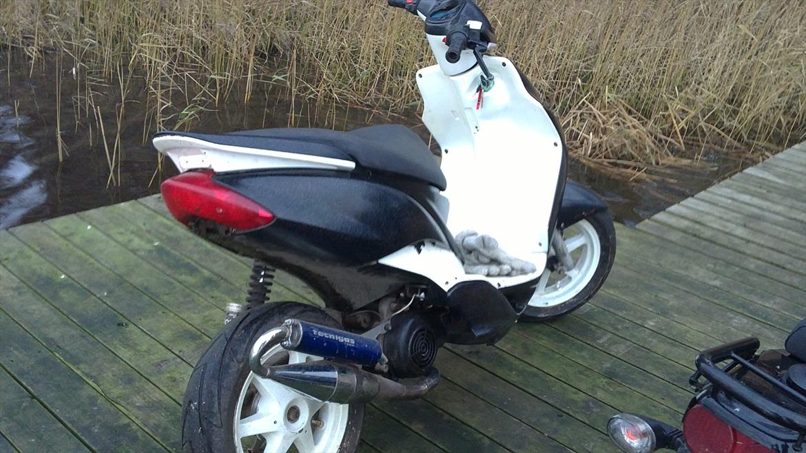 Yamaha Jog R (  Olga  ) billede 2