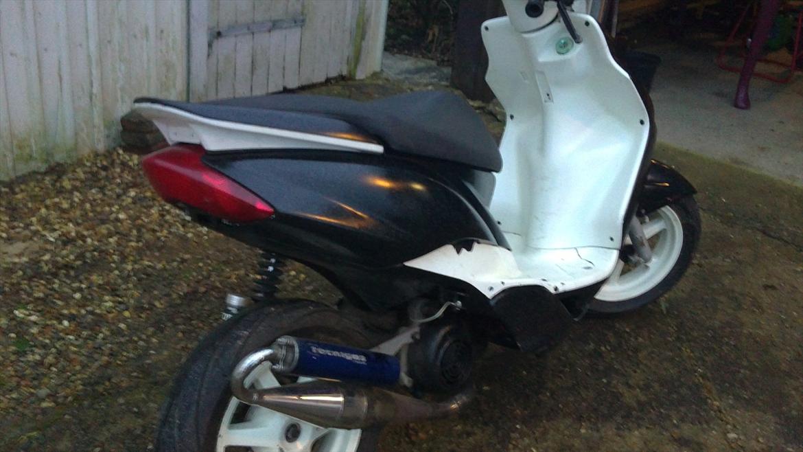 Yamaha Jog R (  Olga  ) billede 9