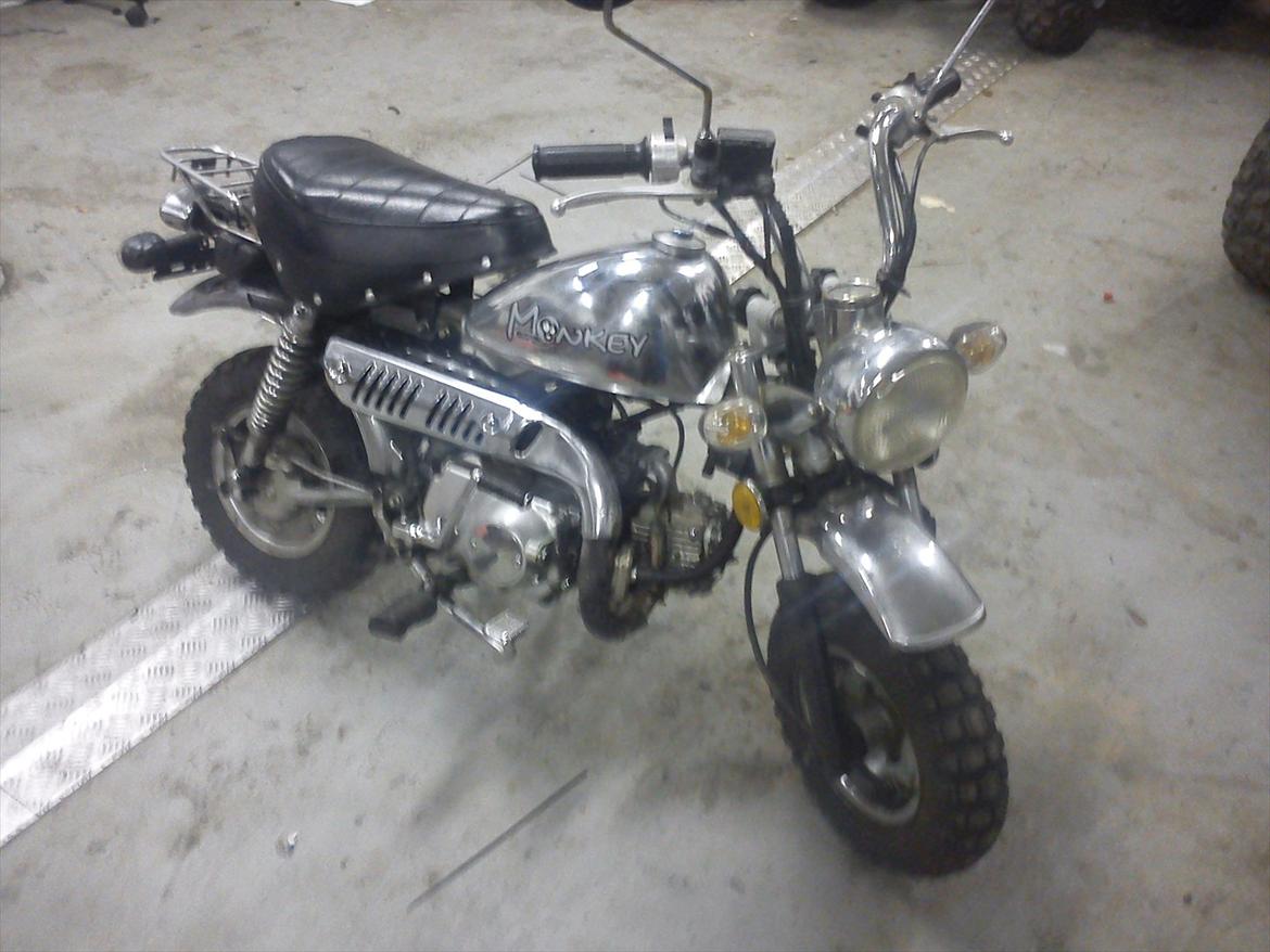 Skyteam Monkey billede 3