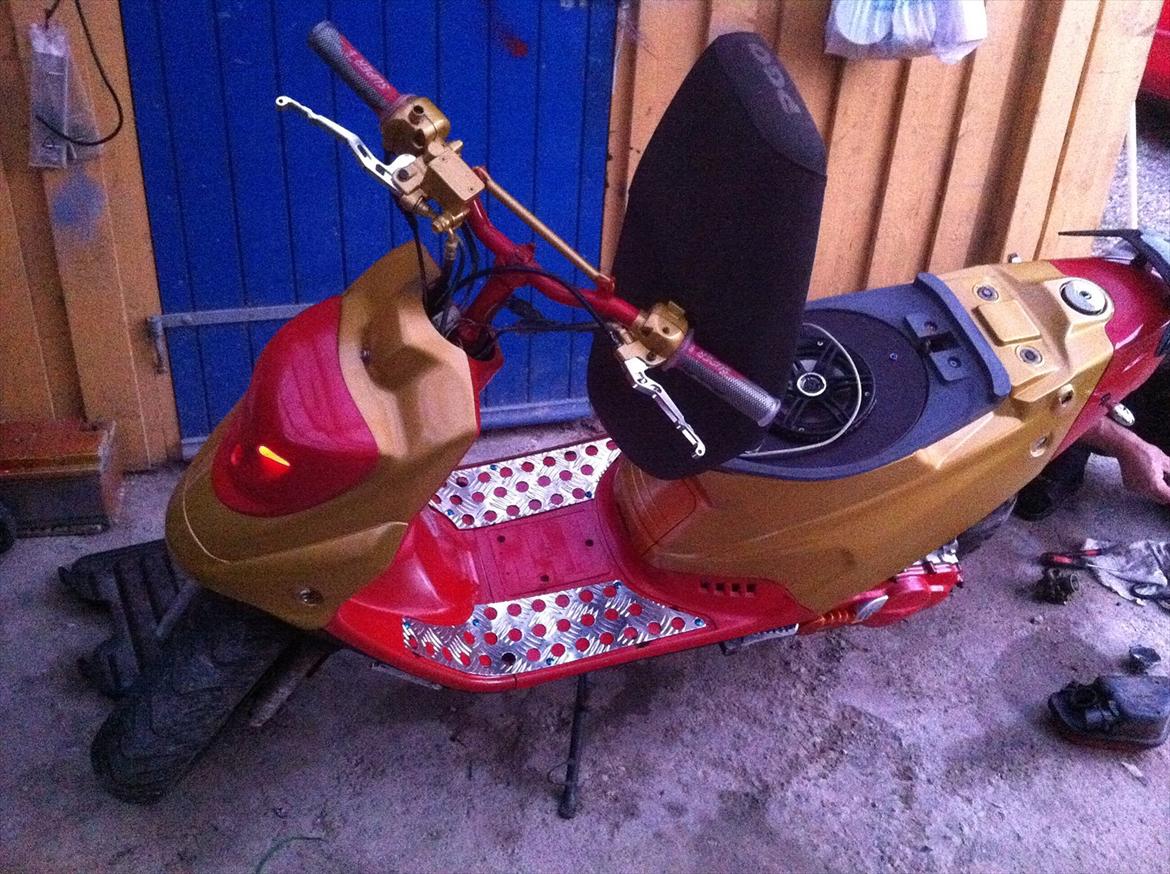 PGO hot 50 billede 1