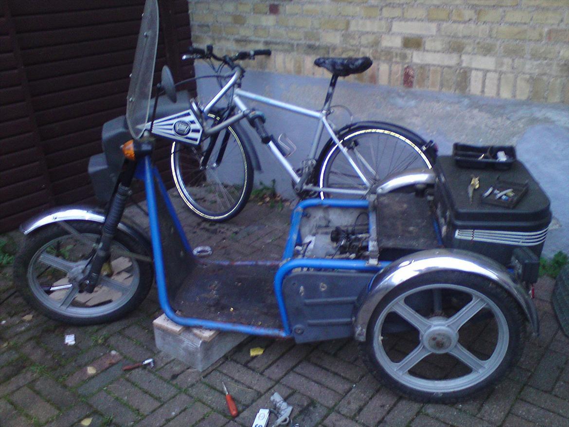 Honda trilet 2000 SOLGT billede 1