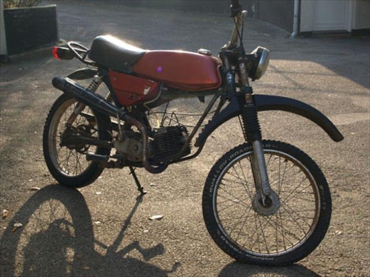 Puch Pioneer MC-3 50 - Køn er den sgu ikke med t-hansen skærme :( billede 4