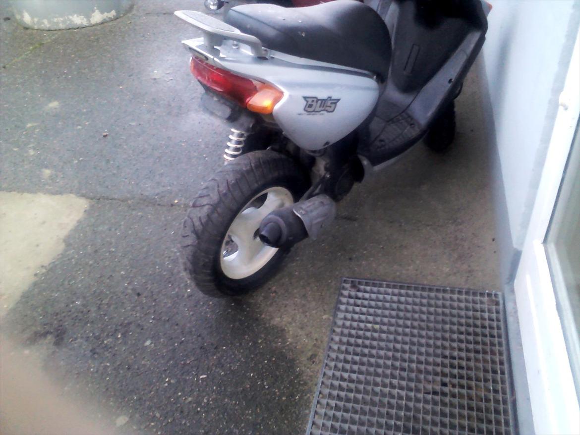 Yamaha Bws ng dirty one ! :D - neos fælg igen (:
kommer os på foran ! (: billede 10