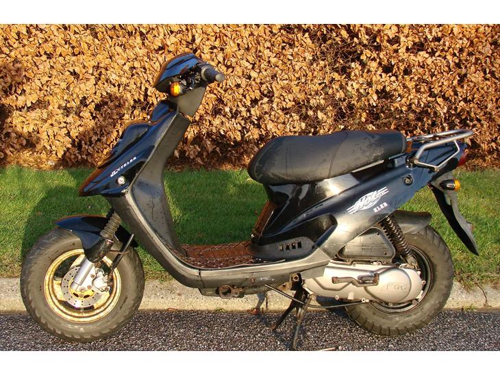 {{currentPhoto.altText}} billede {{currentPhoto.number}}