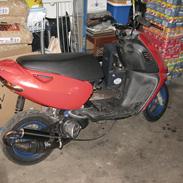 Aprilia sonic sr6
