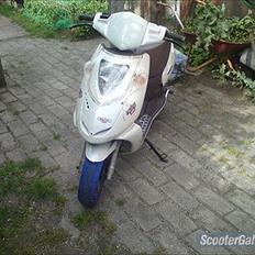 Aprilia Sonic - Solgt!