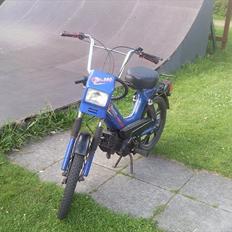 Tomos Quadro