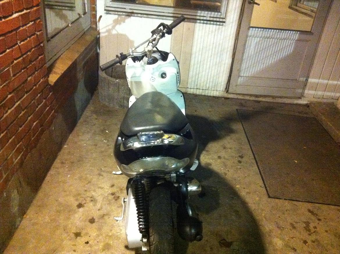 Aprilia sonic  billede 2