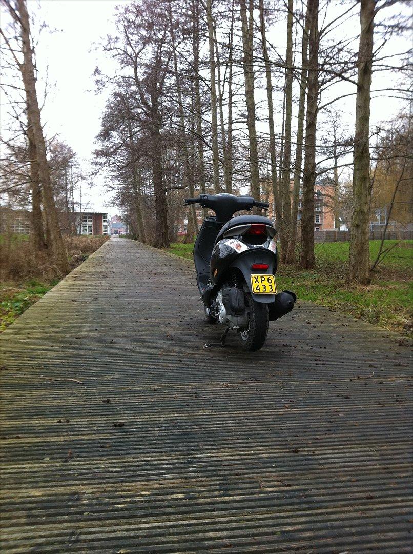 Piaggio new zip 4t billede 4