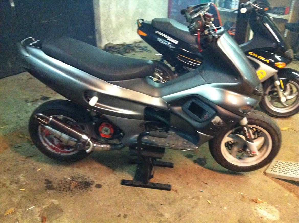 Gilera Runner LC DD EVO3 #52 - Efter et par timer :D  billede 6
