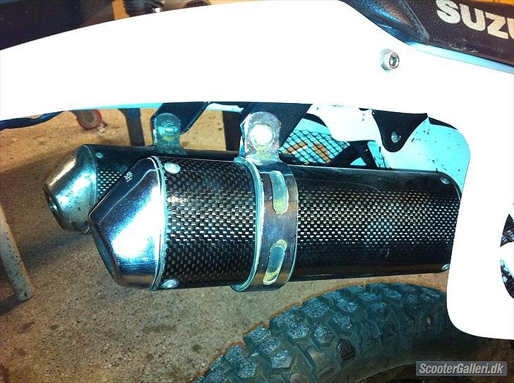 Suzuki RMX (SOLGT) billede 2