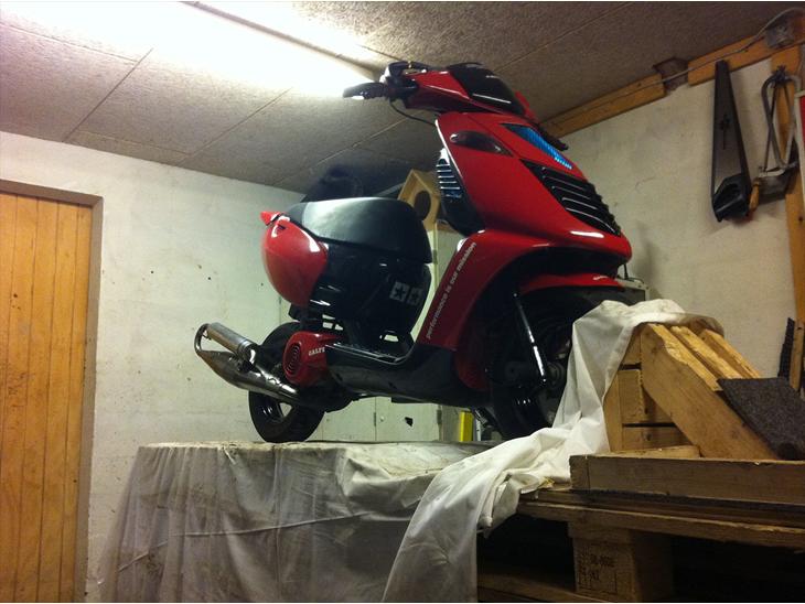 {{currentPhoto.altText}} billede {{currentPhoto.number}}