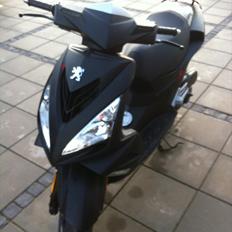 Peugeot Speedfight 3 Darkside