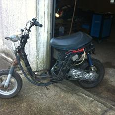 Piaggio zip/runner væk.