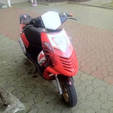 Aprilia sonic 