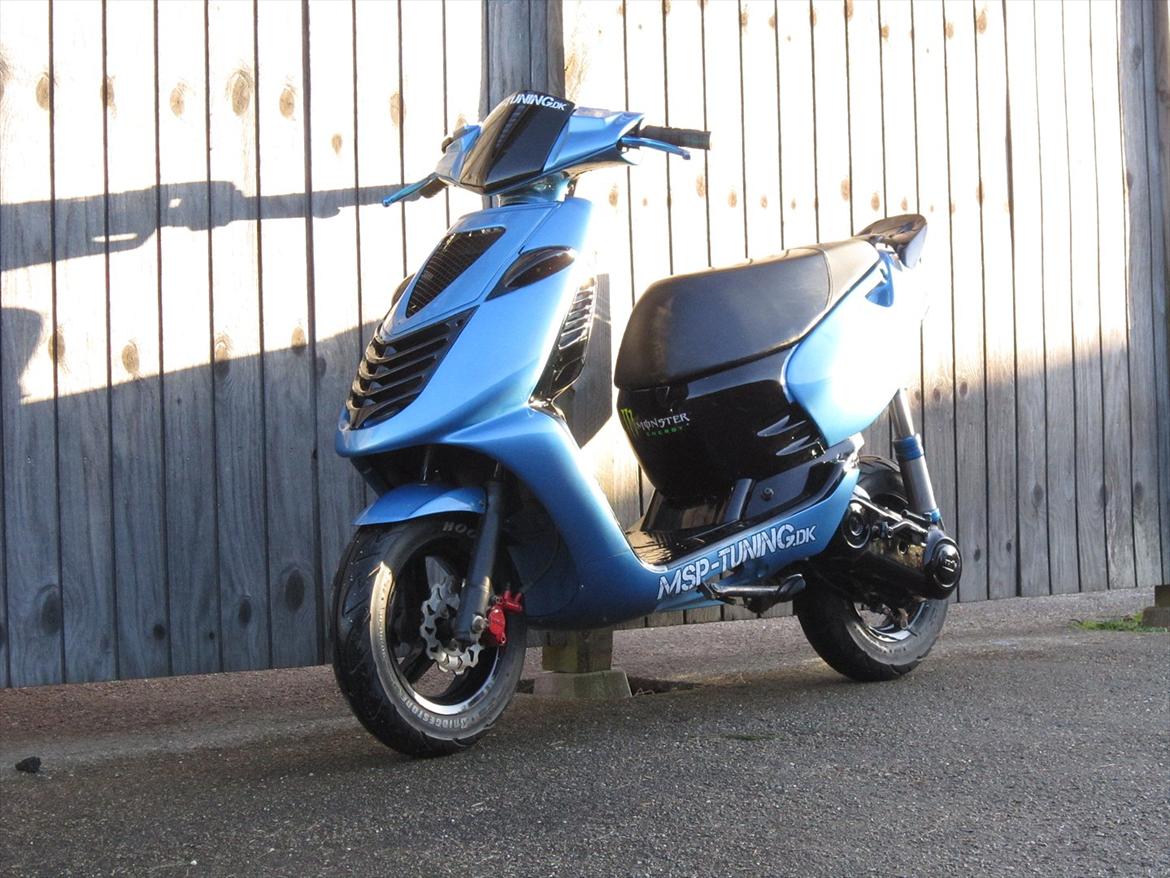 Aprilia Sonic Team Speed T7  billede 1