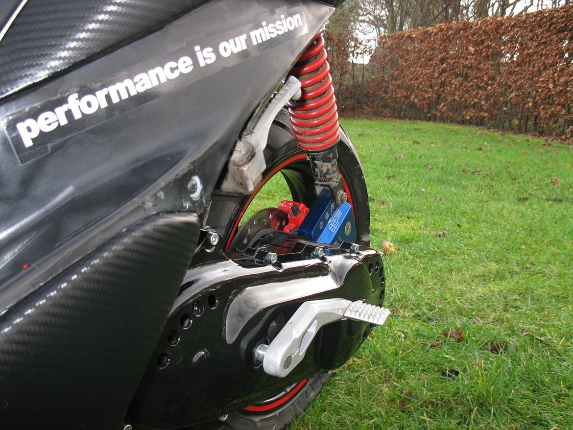 Yamaha Jog R LC DD Carbon Edition billede 9