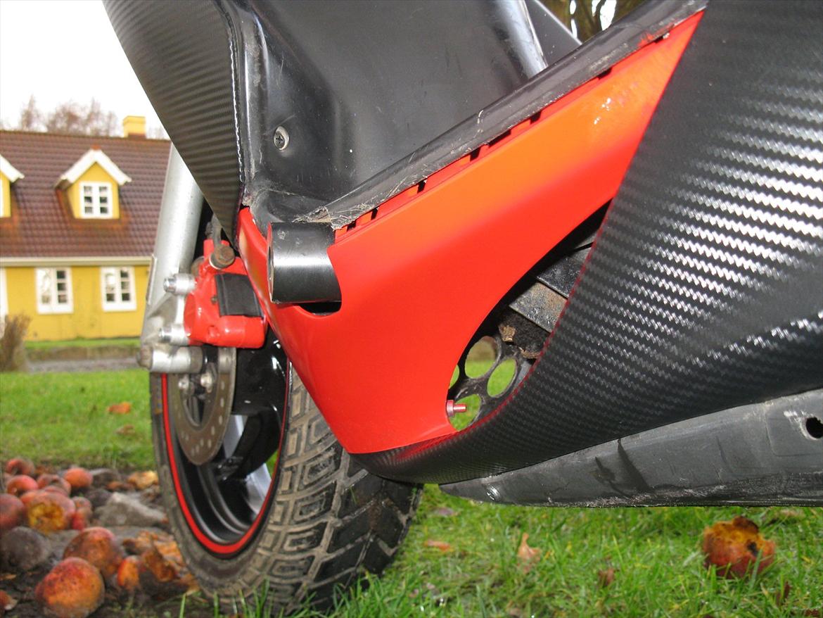 Yamaha Jog R LC DD Carbon Edition billede 10