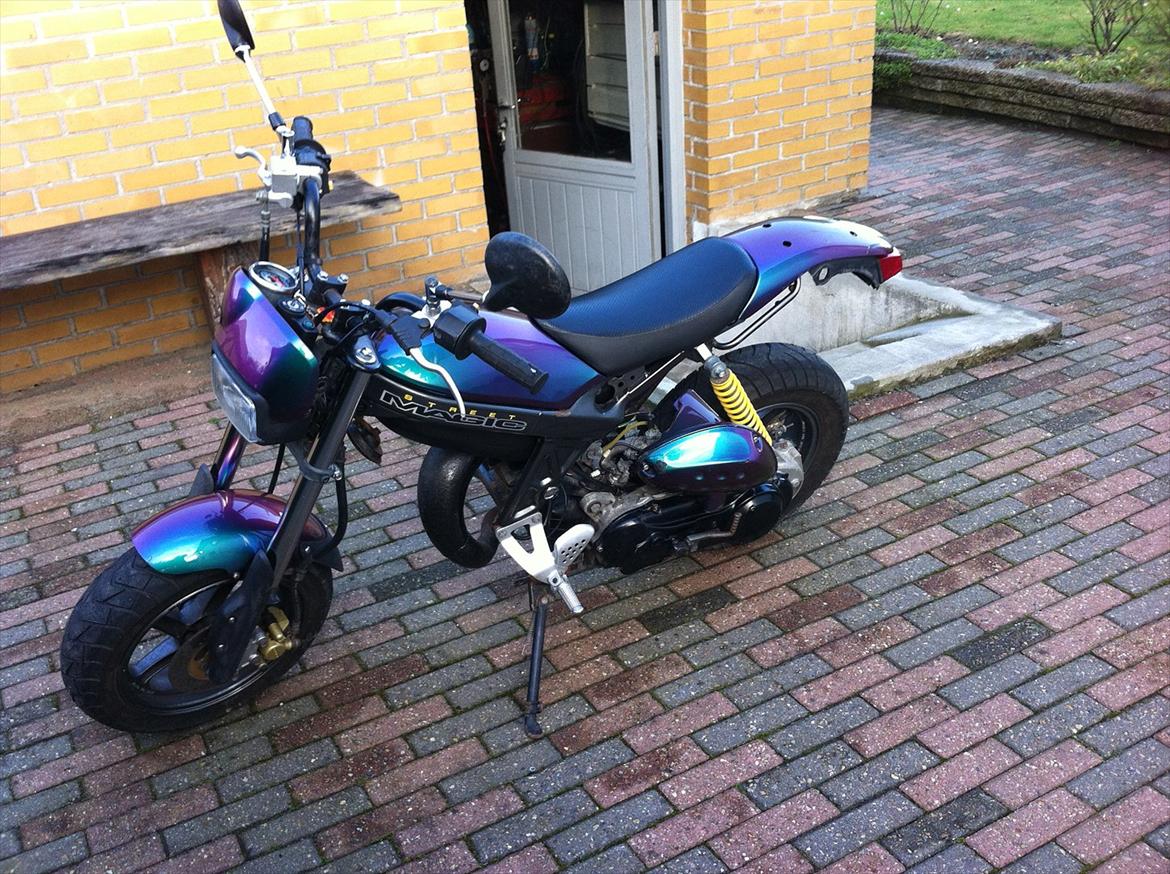Suzuki street magic billede 3