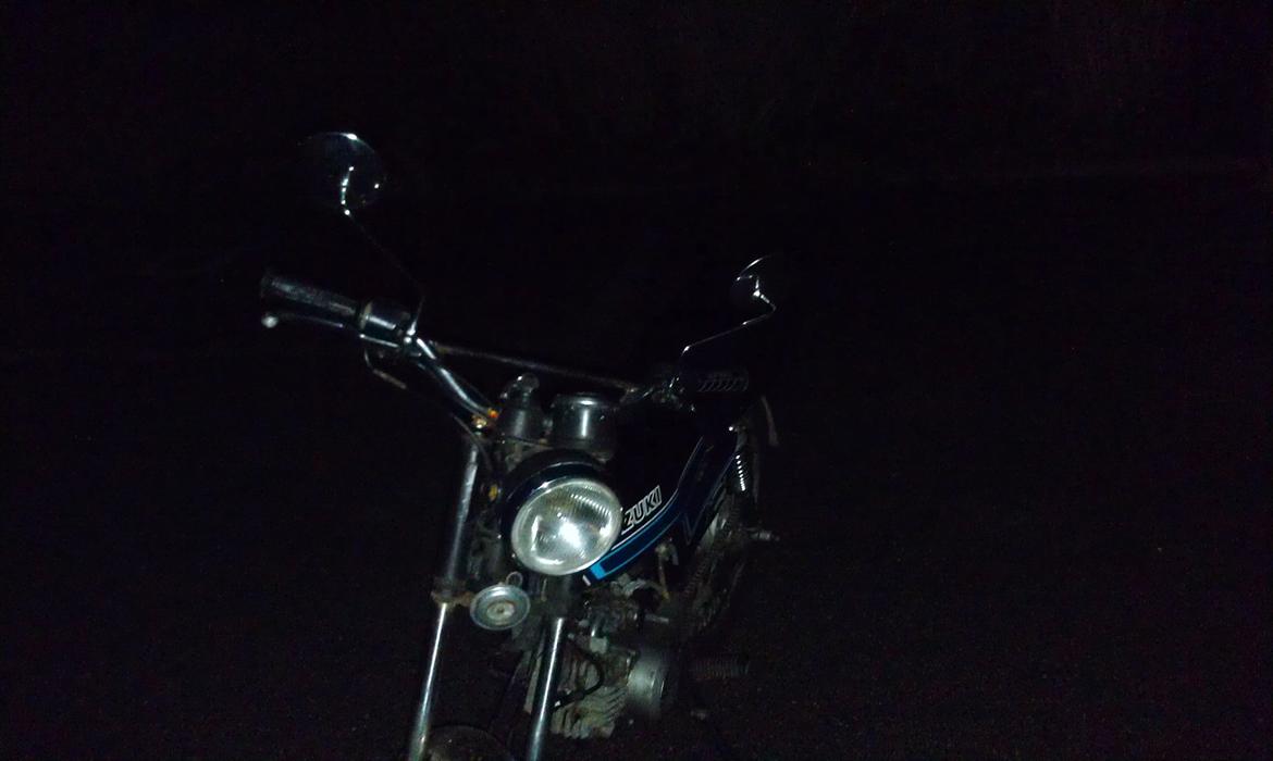 Suzuki dm 50 billede 1