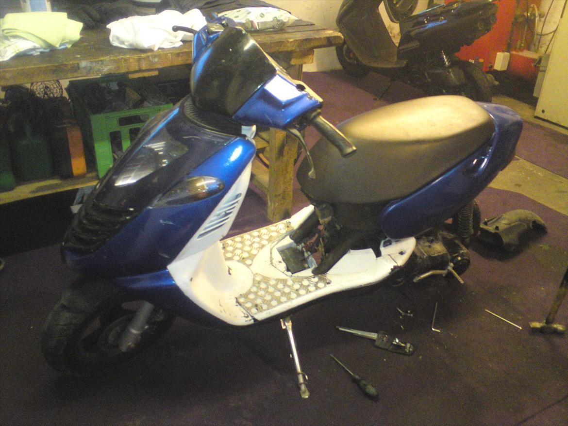 Aprilia Sonic billede 2