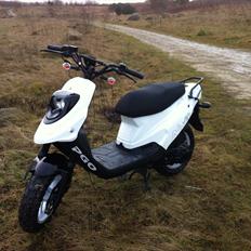 PGO HOT 50 NAKED *zu verkaufen(oversæt fra tysk)*