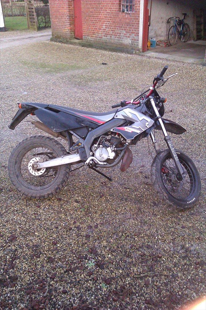 Derbi senda billede 1