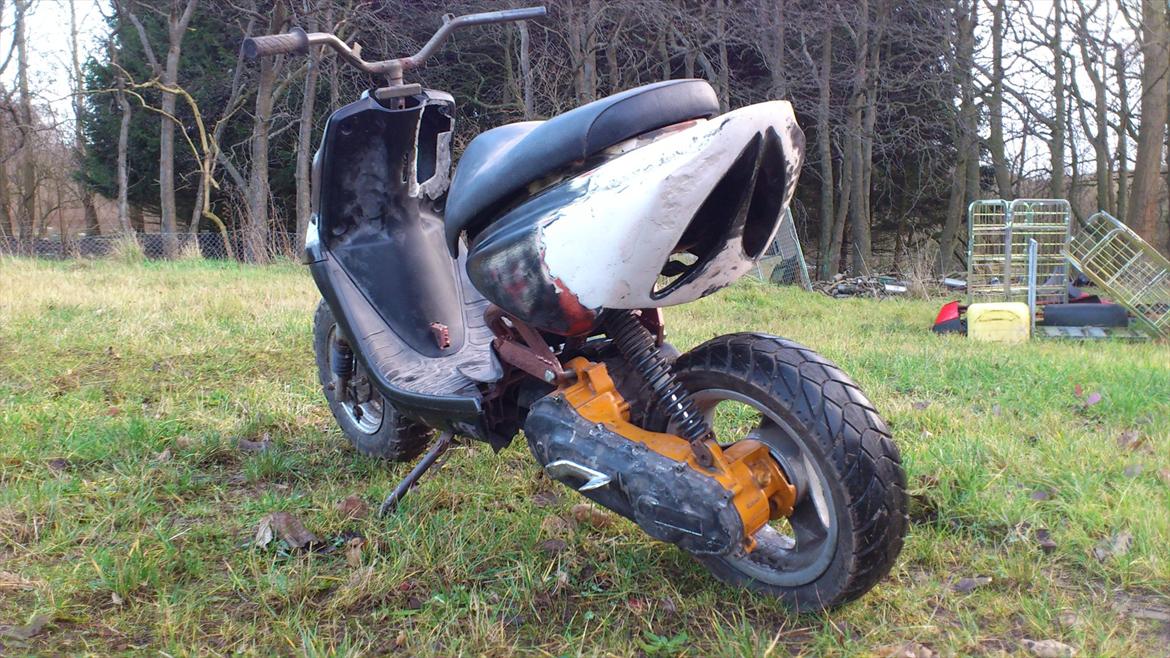 Yamaha booster custom Billeder af scootere Uploaded af boost