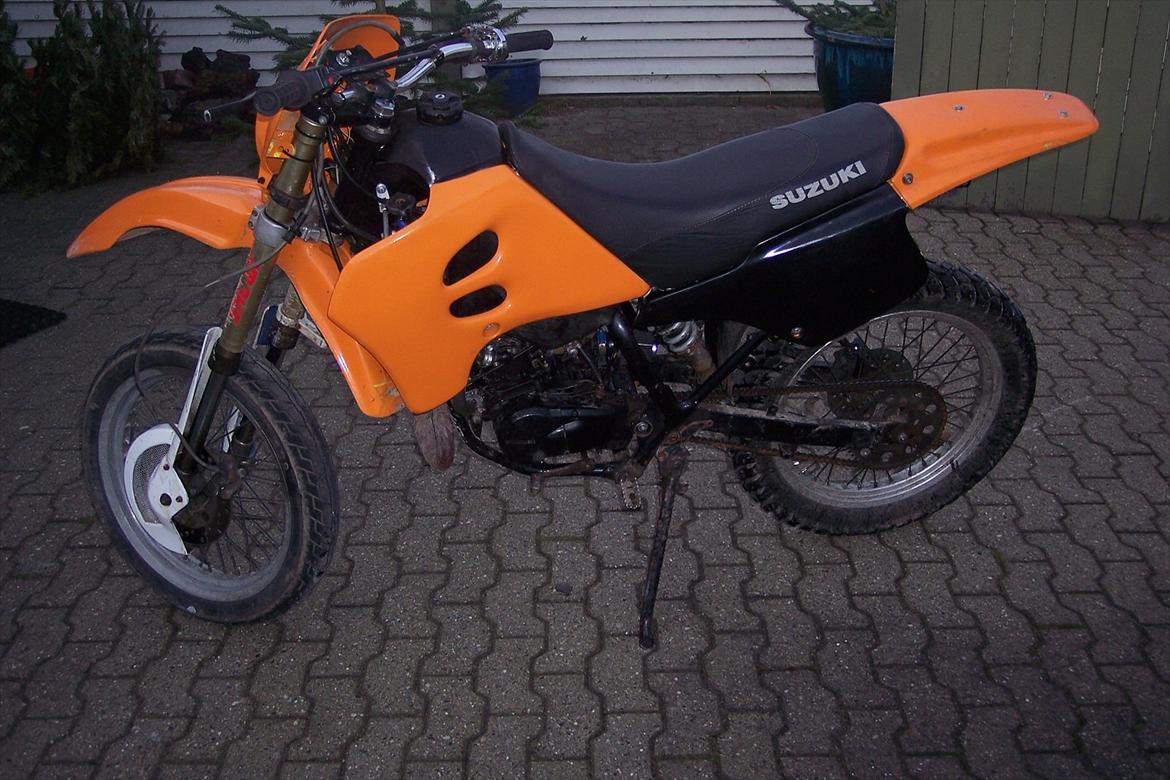 Suzuki RMX  billede 1