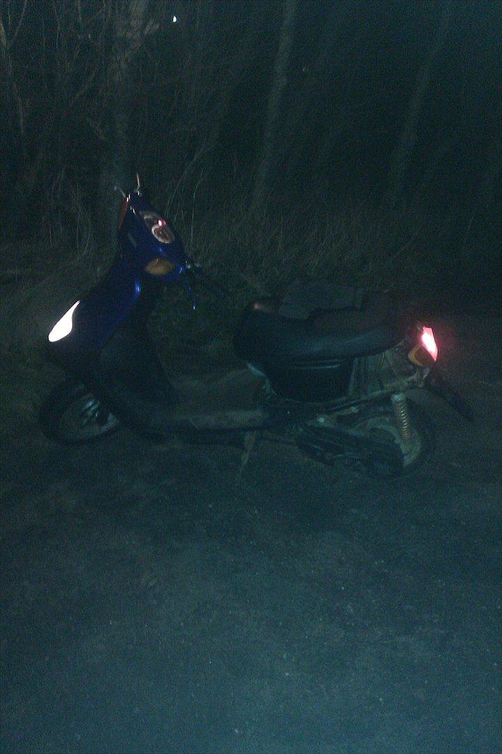 Yamaha Jog Space SOLGT - Taget med HTC Legend. Derfor det ikke er 100% kvali billede 5