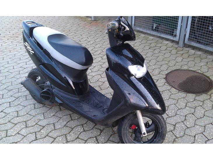 {{currentPhoto.altText}} billede {{currentPhoto.number}}