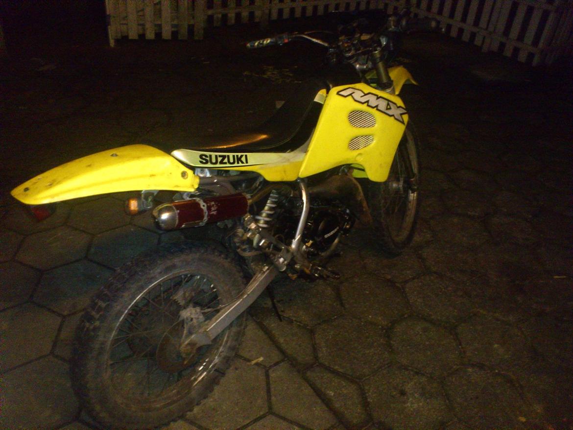 Suzuki RMX billede 5