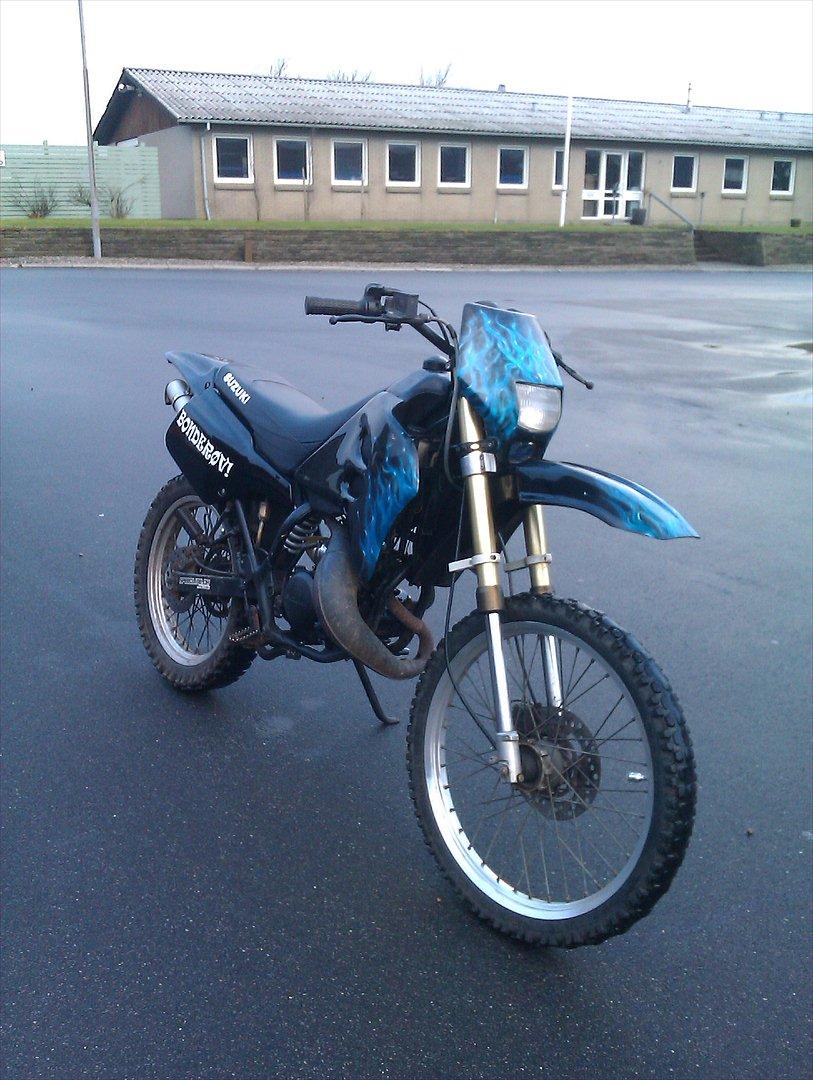 Suzuki RMX Airbrush  billede 3