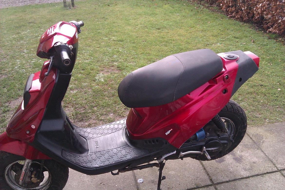 PGO Hot 50 billede 4