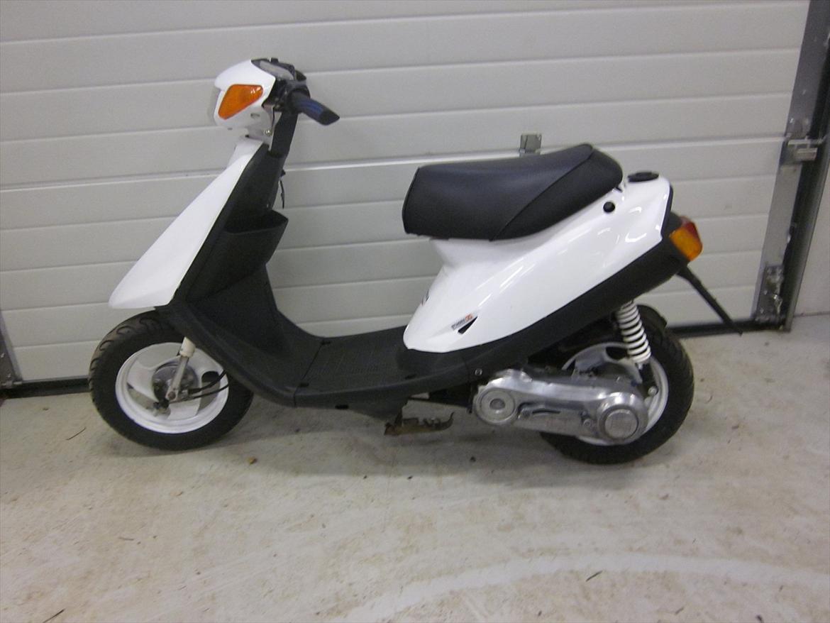 Yamaha jog as - Billeder af scootere - Uploaded af Jannik A