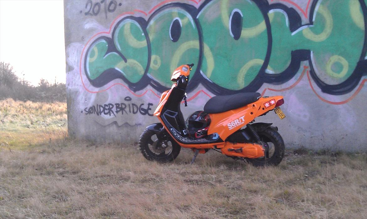 PGO Hot 50 "ORANGE HERO" billede 1