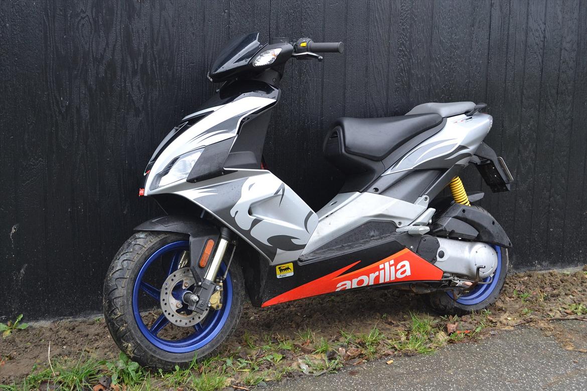 Aprilia Sr50 R Factory "Gribben" billede 4