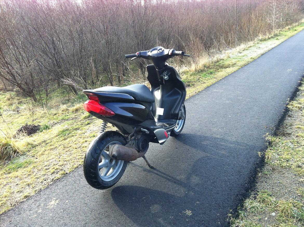 Yamaha jog r billede 3