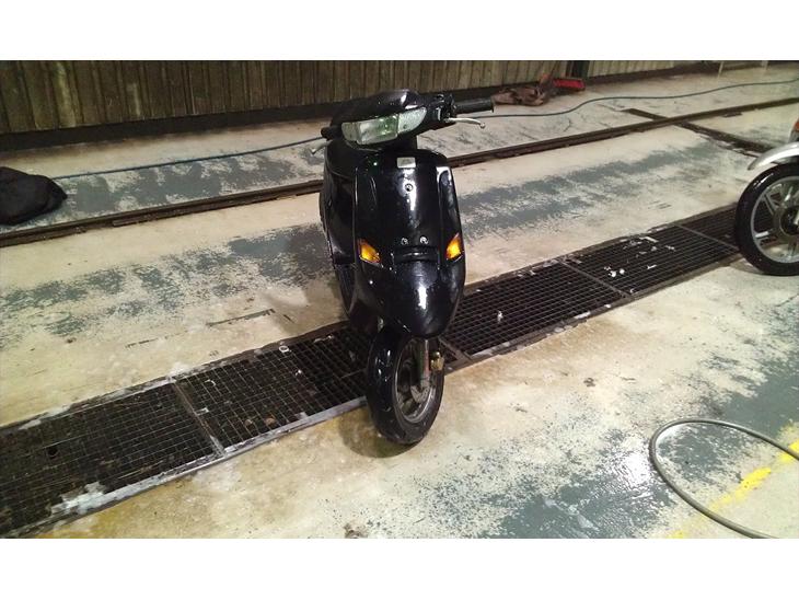 {{currentPhoto.altText}} billede {{currentPhoto.number}}